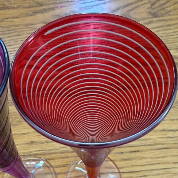 Vintage Etched Colorful Patterned Glasses Approx 6.5 inches tall 2.5 in width - Picture 12 of 16